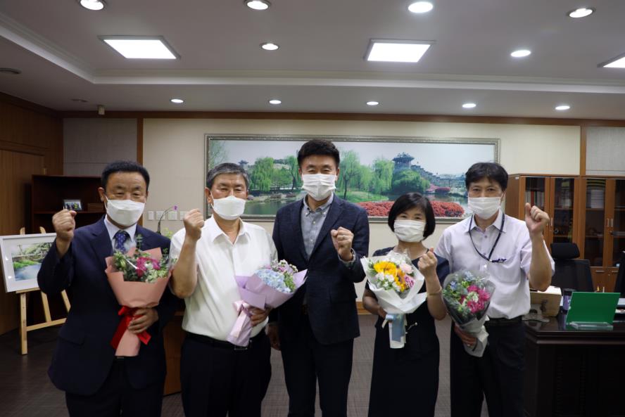 06.30. 공로연수 및 정년퇴직 직원 격려
