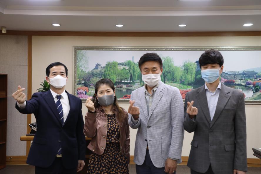10. 7. 수원시 성실납세자 표창 수여식